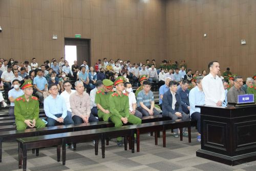 Cựu Thứ trưởng Hoàng Văn Thắng bị đề nghị 4-5 năm tù
