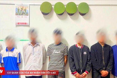 Kịp thời ngăn chặn học sinh lớp 9 mang kiếm đến trường để đánh nhau