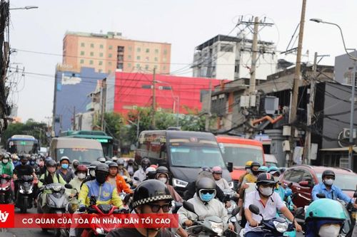Bài toán không để ùn tắc quá 30 phút, giải pháp nào cho TP.HCM?