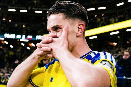Gyokeres hóa người hùng, Thụy Điển nghẹt thở giành vé World Cup