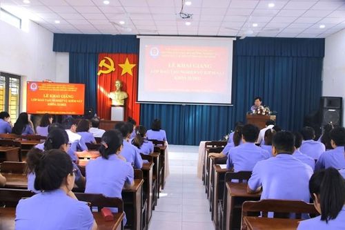 Hướng dẫn một số quy định về đào tạo, bồi dưỡng công chức