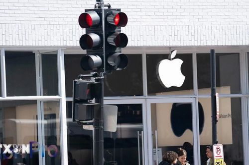 Apple: Từ bảng mạch nhỏ đến đế chế 3.500 tỷ USD