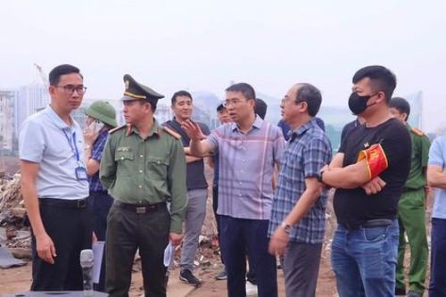 Cưỡng chế công trình vi phạm bảo đảm tiến độ dự án hồ điều hòa Phú Đô