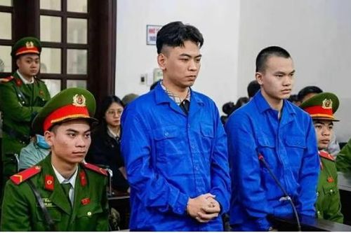 Vụ 'tổng tài' giơ tay chỉ đạo đàn em đánh người ở quán cà phê: Y án 24 tháng tù giam