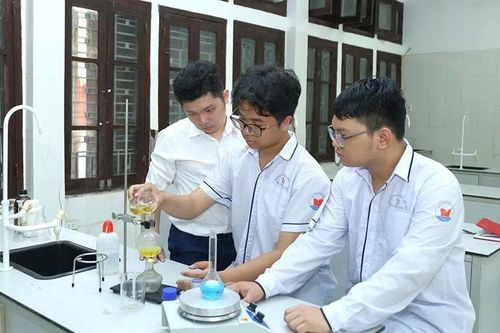 Khi học sinh tham gia nghiên cứu khoa học