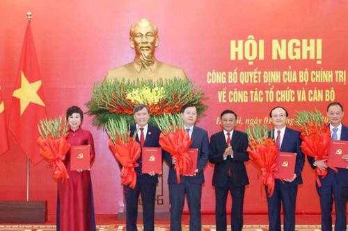 Bộ Chính trị công bố quyết định chuyển giao 5 cơ quan về trực thuộc Ban Chấp hành Trung ương Đảng