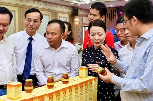 Hà Tĩnh đẩy mạnh kết nối sản phẩm OCOP với hệ thống siêu thị GO!