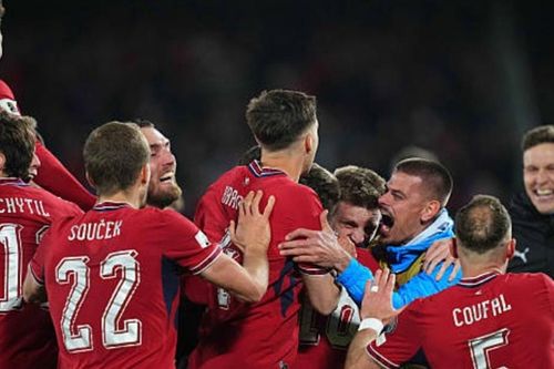 CH Séc giành vé dự World Cup sau loạt luân lưu cân não với Đan Mạch