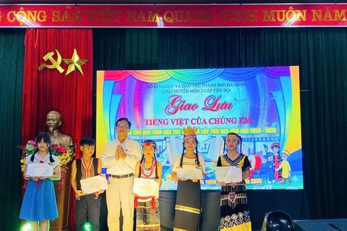 Bồi đắp tình yêu tiếng Việt cho học sinh đồng bào dân tộc thiểu số