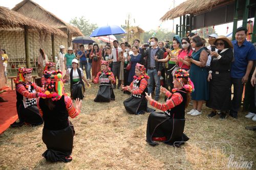 Bảo tồn bản sắc văn hóa các dân tộc tỉnh Điện Biên