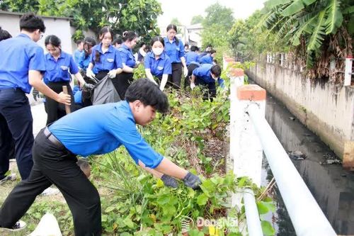 Dấu ấn tuổi trẻ trong Tháng Thanh niên