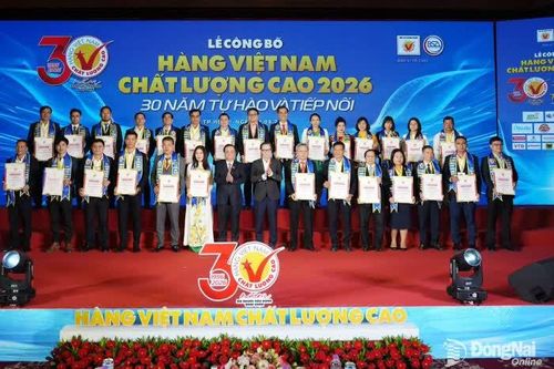 Trao chứng nhận cho 581 doanh nghiệp đạt hàng Việt Nam chất lượng cao