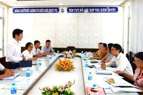 Lãnh đạo Báo và phát thanh, truyền hình Đồng Tháp làm việc với phường Mỹ Tho về công tác phối hợp tuyên truyền