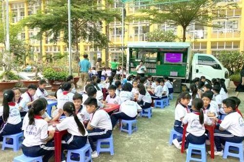 'Gia đình đọc sách - Gắn kết yêu thương'