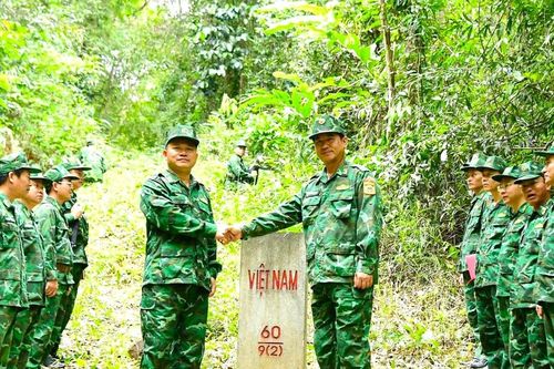 Lâm Ðồng - Ðồng Nai hiệp đồng giữ vững bình yên tuyến biên giới