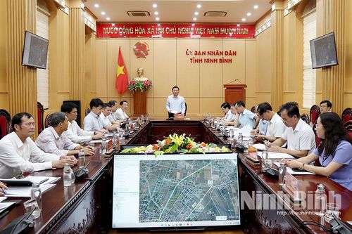 Hội nghị kiểm điểm tiến độ xây dựng các dự án giao thông