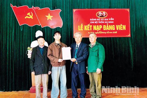 Chủ động tạo nguồn phát triển đảng viên mới
