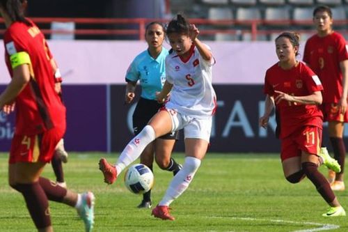 U20 nữ Việt Nam gục ngã trước Trung Quốc ở trận ra quân châu Á