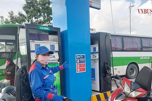 Tháo gỡ khó khăn cho doanh nghiệp kinh doanh hàng lỏng