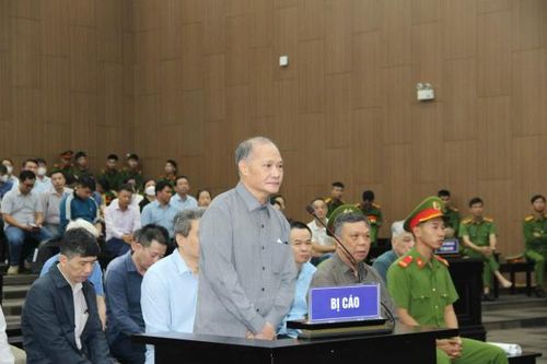 Cựu Thứ trưởng Hoàng Văn Thắng bị đề nghị mức án từ 4 đến 5 năm tù