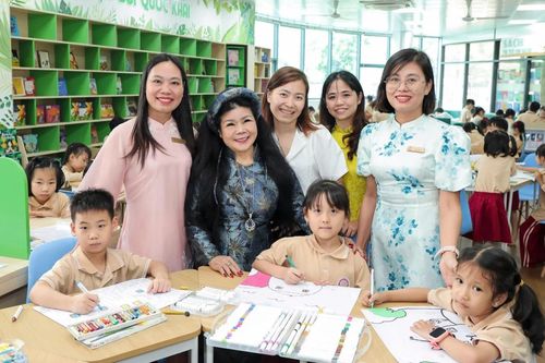 Nuôi dưỡng tình yêu hội họa với học sinh