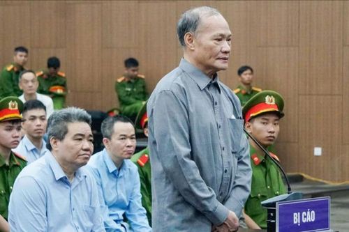 Cựu Thứ trưởng Bộ NN&PTNT bị đề nghị từ 4-5 năm tù
