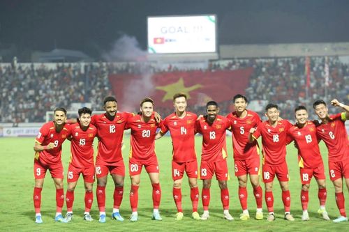 Tiền vệ Trương Tiến Anh - 'người hùng thầm lặng' của Đội tuyển quốc gia Việt Nam