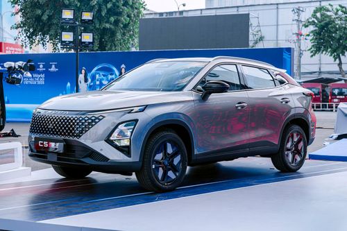 Omoda C5 SHS-H: SUV hybrid giá mềm tiết kiệm xăng, đấu Honda HR-V
