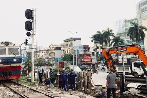 Liên tiếp xảy ra tai nạn đường sắt: Mở lối tự phát có thể bị phạt tới 40 triệu