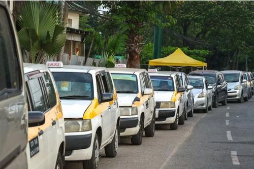 Myanmar miễn thuế dầu diesel để ổn định giá cả hàng hóa
