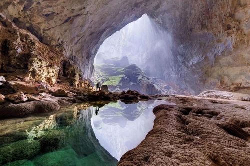 Hang động lớn nhất thế giới nằm ở đâu?