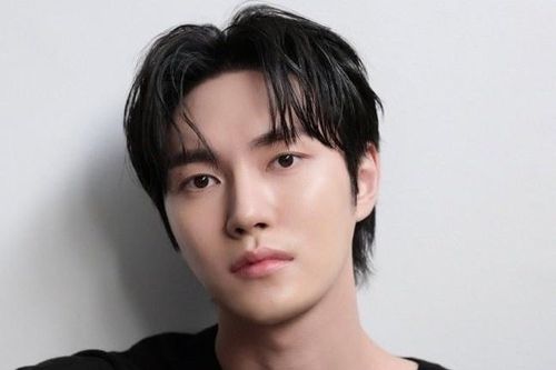Diễn viên Lee Min Ho (Lee Tae Ri) kết hôn