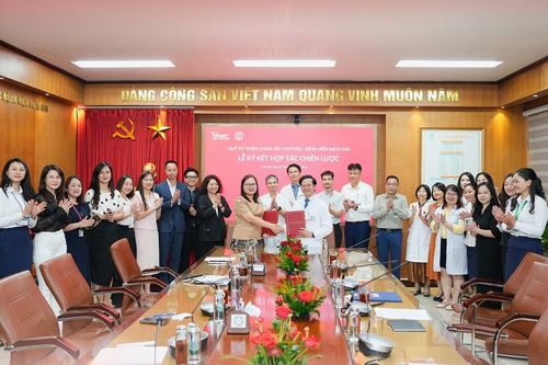 Quỹ Chạm Yêu Thương ký kết hợp tác cùng Bệnh viện Bạch Mai: Gieo yêu thương - Lan tỏa hy vọng cho người bệnh khó khăn