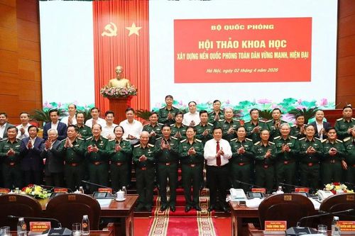 Xây dựng tổng thể các tiềm lực của nền quốc phòng toàn dân
