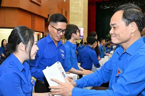 Đoàn viên, thanh niên đề xuất nhiều vấn đề với lãnh đạo TPHCM