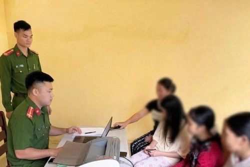 Hai thiếu nữ Tuyên Quang bị dụ dỗ bỏ nhà tìm 'việc nhẹ, lương cao'