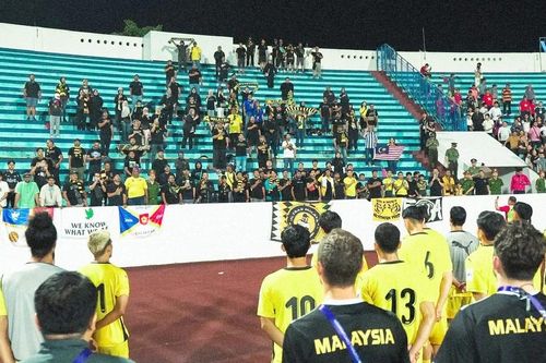 HLV tuyển Malaysia kêu gọi NHM 'tha' cho các tuyển thủ sau trận thua Việt Nam