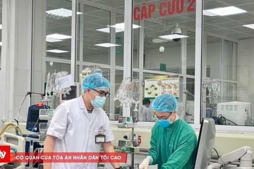 Sốc nhiễm khuẩn nặng sau tiêm tại phòng khám tư