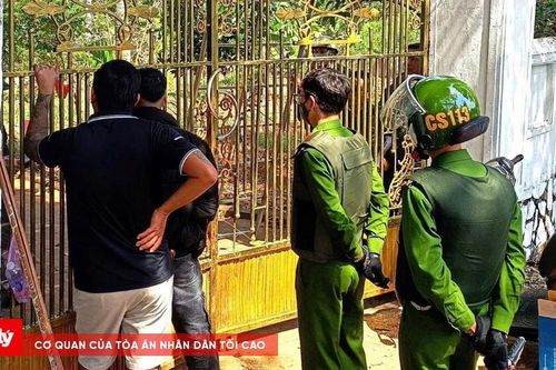 Sắp xét xử lại cặp vợ chồng 'nhốt' Công an, lên mạng xúc phạm người khác