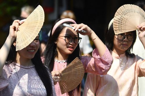 Miền Bắc còn không khí lạnh, nắng nóng gia tăng trên cả nước trong tháng 4