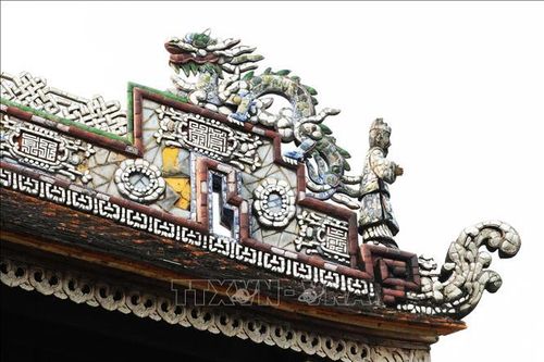 Độc đáo nghệ thuật trang trí tạo hình tại Thái Bình lâu - Đại Nội Huế