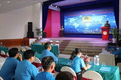 Bảo vệ người lao động trước thông tin xấu, độc từ không gian mạng