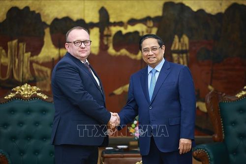 Thủ tướng Phạm Minh Chính tiếp Chủ tịch Ủy ban Giám định tư pháp Belarus