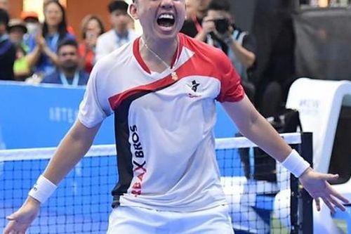 Địa chấn: Lý Hoàng Nam nén đau loại sao hạng 4 pickleball thế giới, trả nợ ngọt ngào