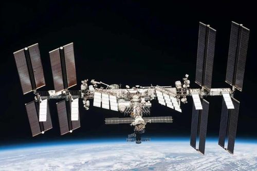 Tham vọng trung tâm dữ liệu không gian của SpaceX có lặp lại vết xe đổ của Microsoft?