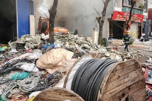 Quản chặt các điểm thu mua, tập kết phế liệu