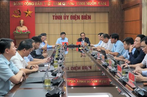 Sơ kết thực hiện Nghị quyết của Bộ Chính trị về phát triển 6 vùng kinh tế - xã hội