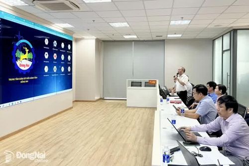Tăng cường phối hợp trong việc kết nối dữ liệu chuyên ngành lên hệ thống Trung tâm IOC tỉnh