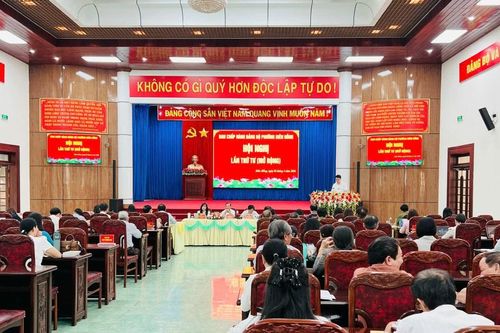 Hội nghị lần thứ tư Ban Chấp hành Đảng bộ phường Diên Hồng khóa I (mở rộng)