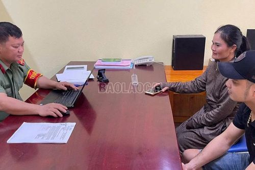 Công an xã Xuân Quang hỗ trợ trao trả hơn 130 triệu đồng do chuyển khoản nhầm